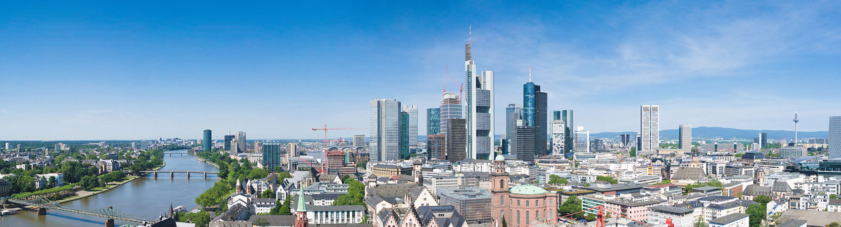 Skyline von Frankfurt / Bild: Fotolia.de Nr. 58270767 © eyetronic